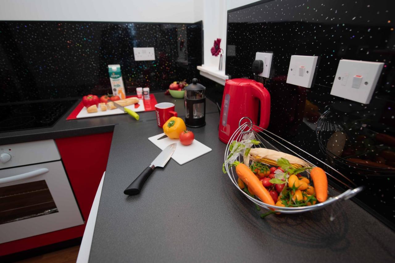 Premier - Chapel Apartment With Driveway! Cleland エクステリア 写真