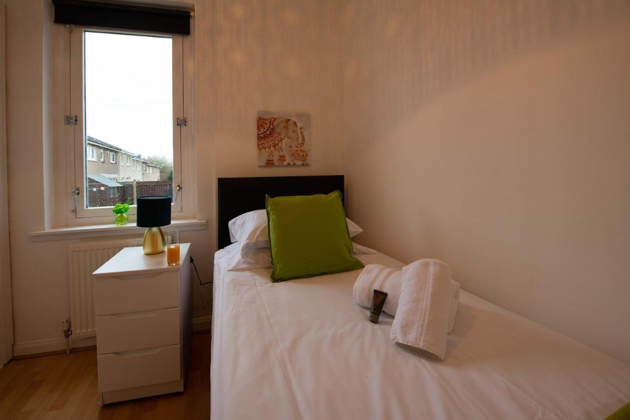 Premier - Chapel Apartment With Driveway! Cleland エクステリア 写真