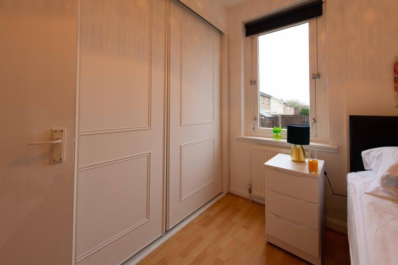 Premier - Chapel Apartment With Driveway! Cleland エクステリア 写真
